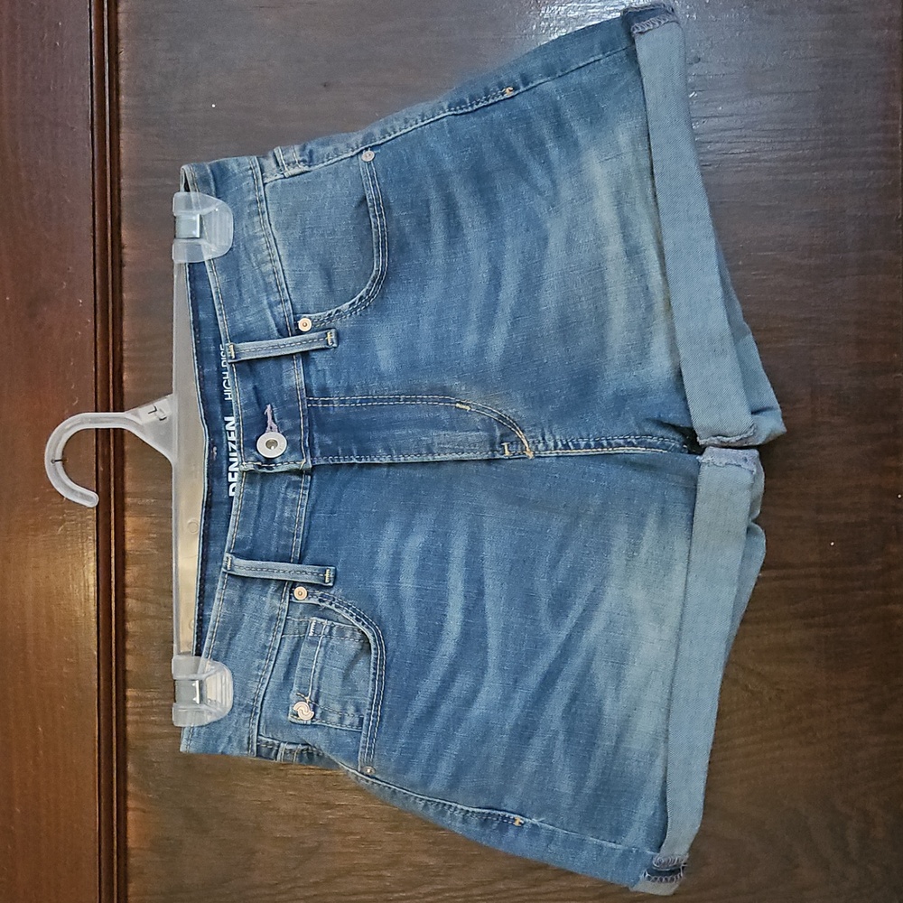 EUC Denizen From Levis High Rise Denim Jean Shorts - Size 2